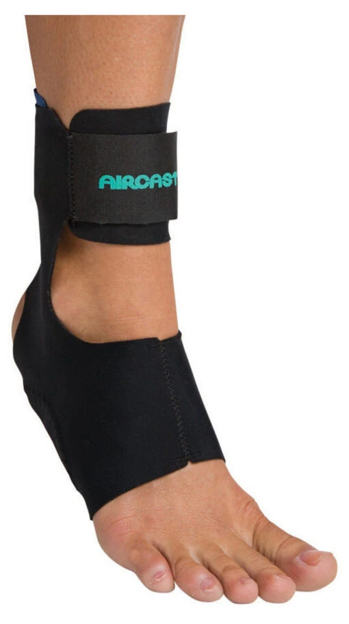 Aircast AirHeel Ankle Brace -Head Store aircast airheel ankle brace 42157 54013.1698769831