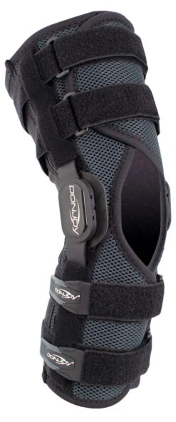 Donjoy Drytex Wraparound II Playmaker Knee Brace